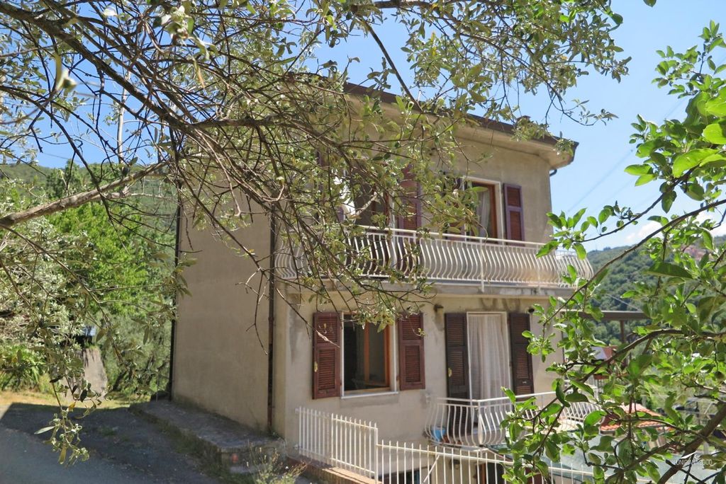 Property photo 2 of 30