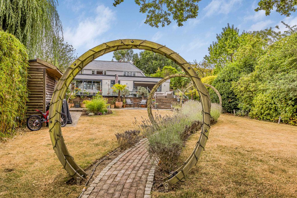 Property photo 3 of 43 Wimborne, Uplands Road, Denmead-Small-Porticomarke
