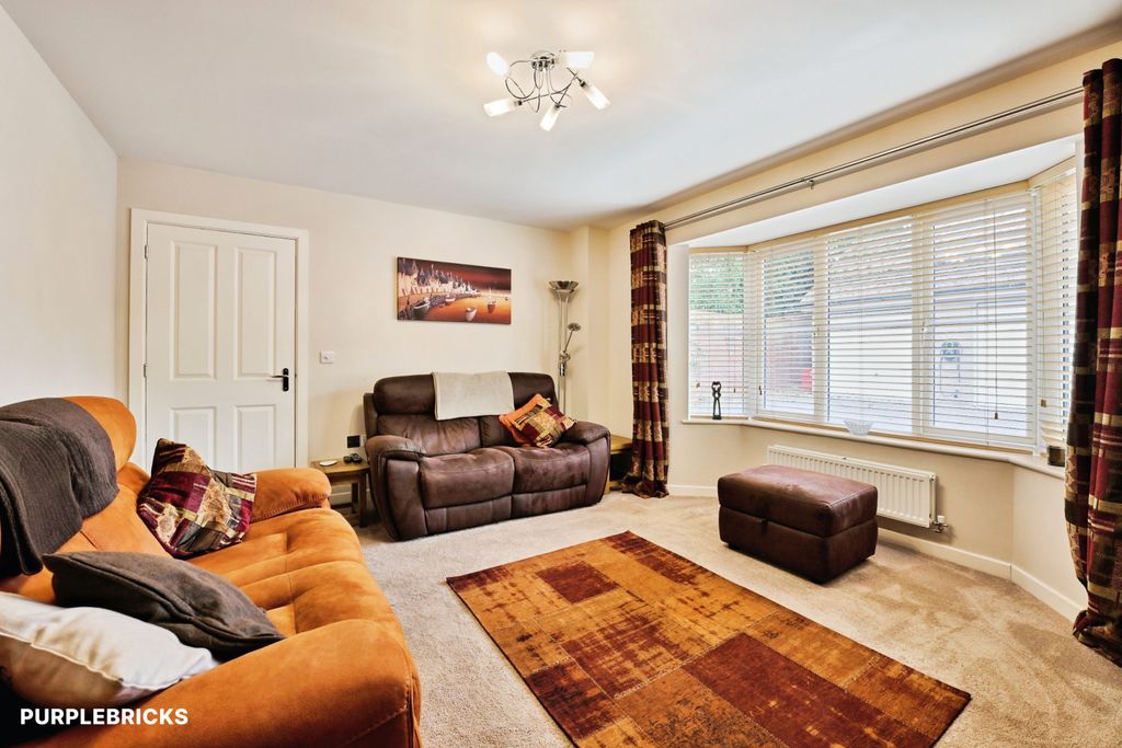 Property photo 2 of 29