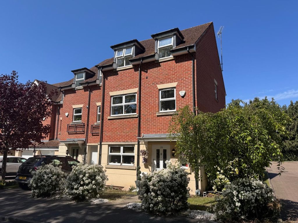 Property photo 1 of 16 126