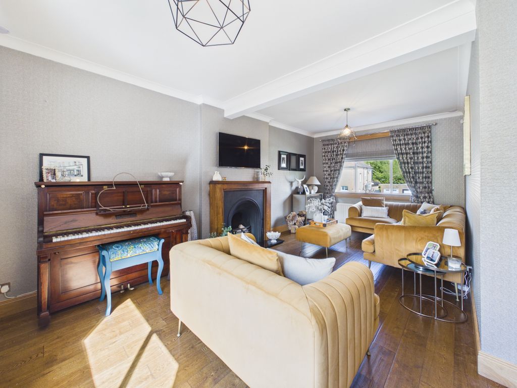 Property photo 3 of 57