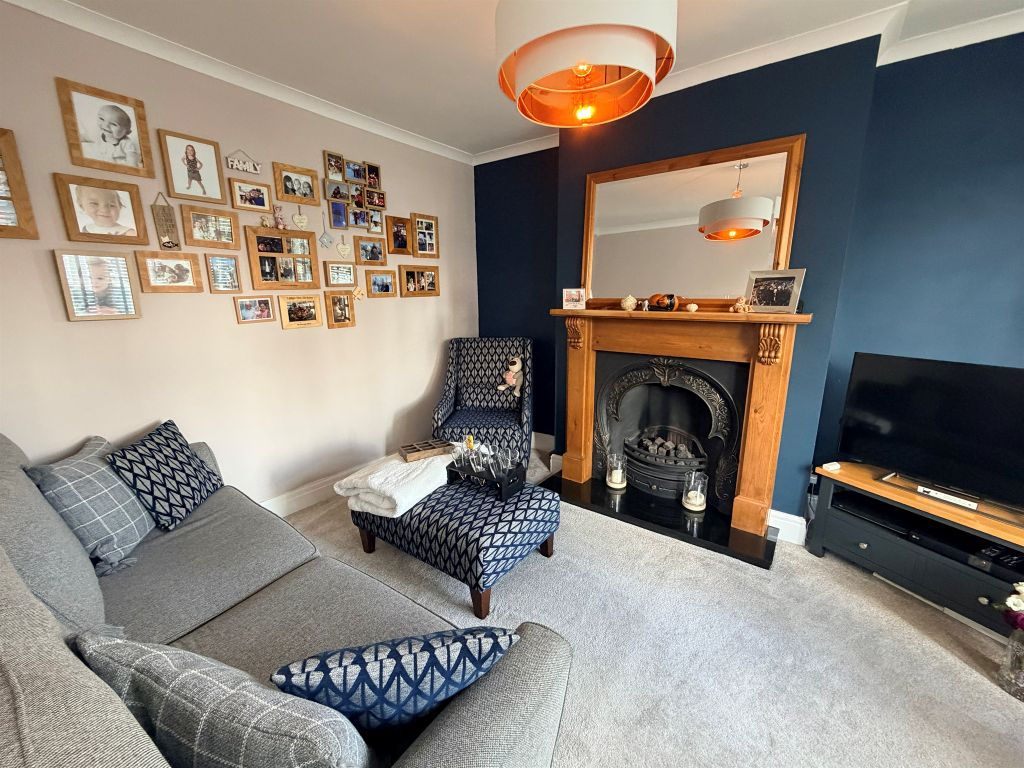 Property photo 3 of 18