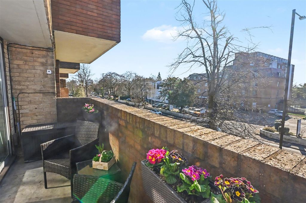 Property photo 2 of 18 Balcony ....Jpg