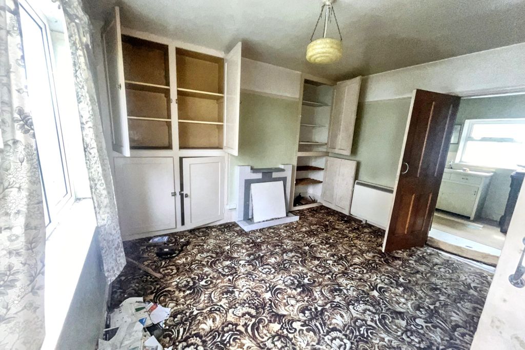 Property photo 2 of 12 34 Wallingford Road, Kingsbridge, Devon, Tq7 1Nb