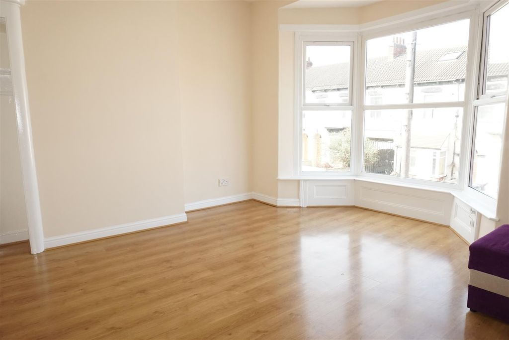 Property photo 1 of 26 Living Room.Jpg