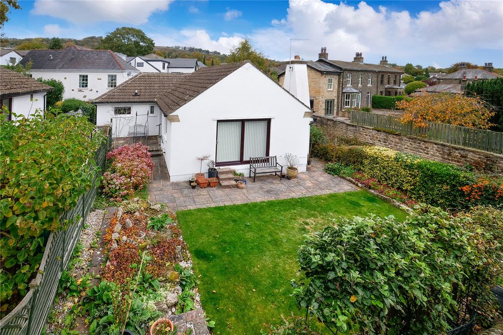 Property photo 1 of 14 Picture No. 15