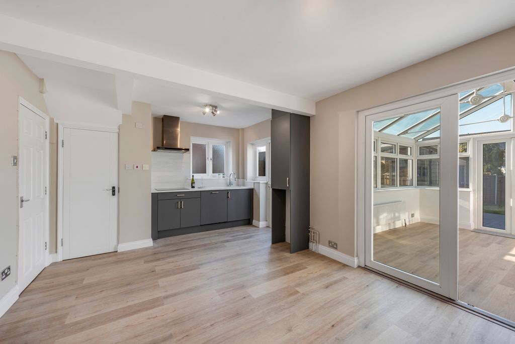 Property photo 3 of 21 Dsc_0943