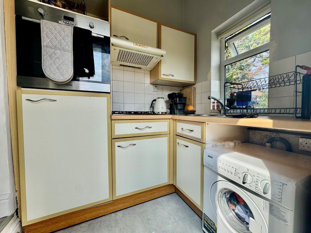 Property photo 2 of 9 665791