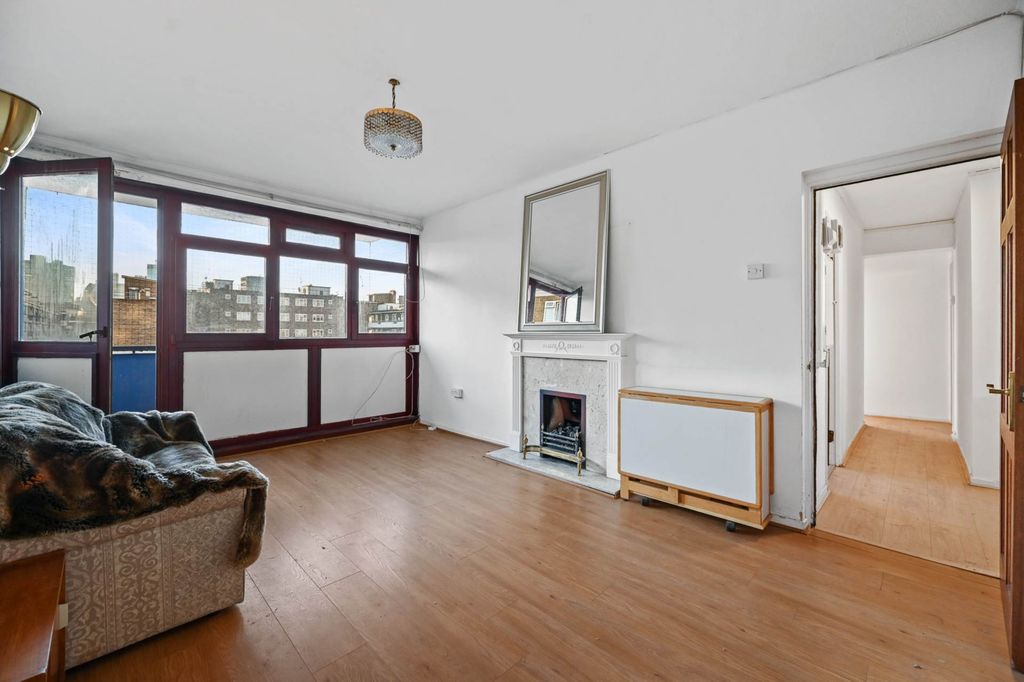 Property photo 2 of 9