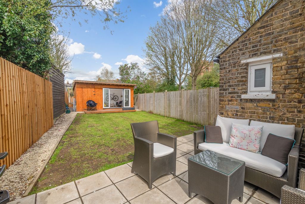 Property photo 2 of 21 Rear Garden