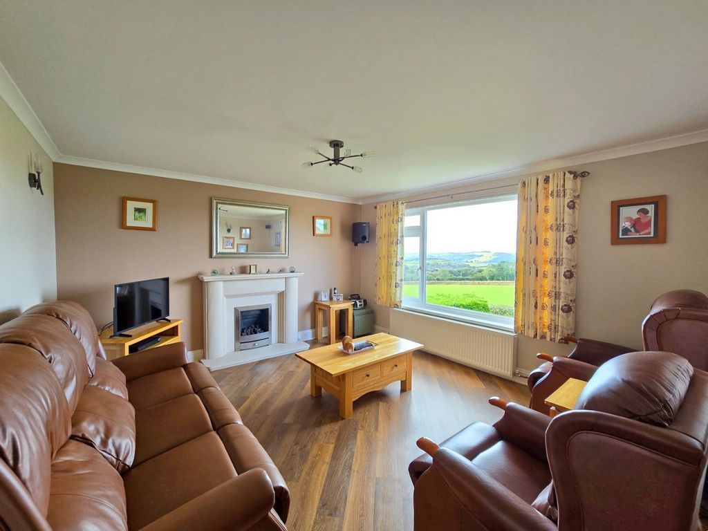 Property photo 3 of 22 4983512