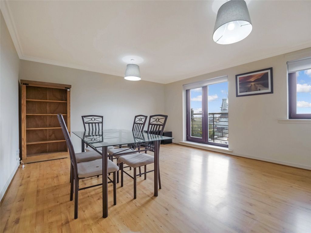 Property photo 2 of 14 Living Room