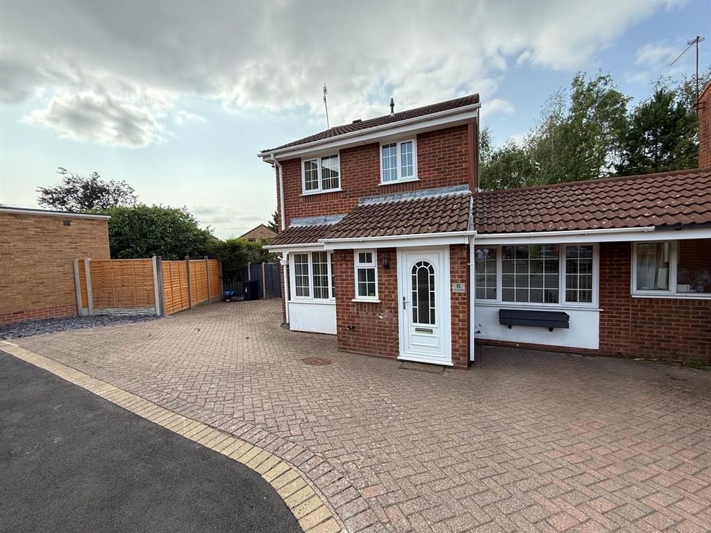 Property photo 1 of 26