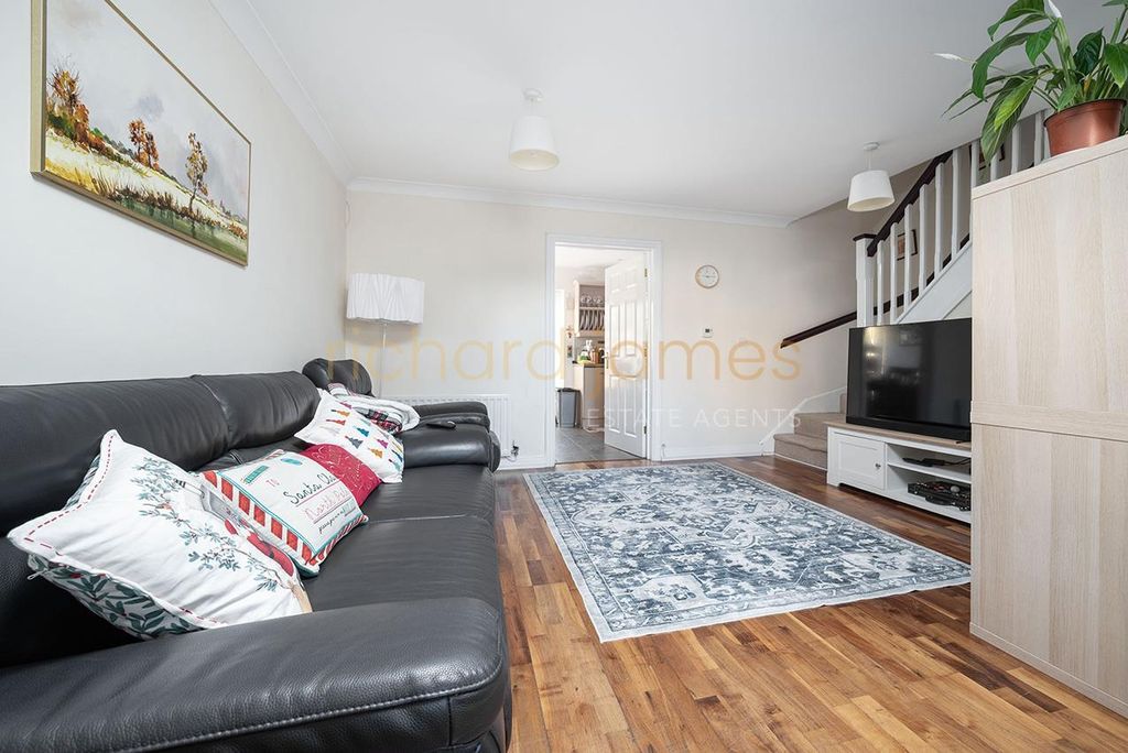 Property photo 2 of 14 W04.Jpg