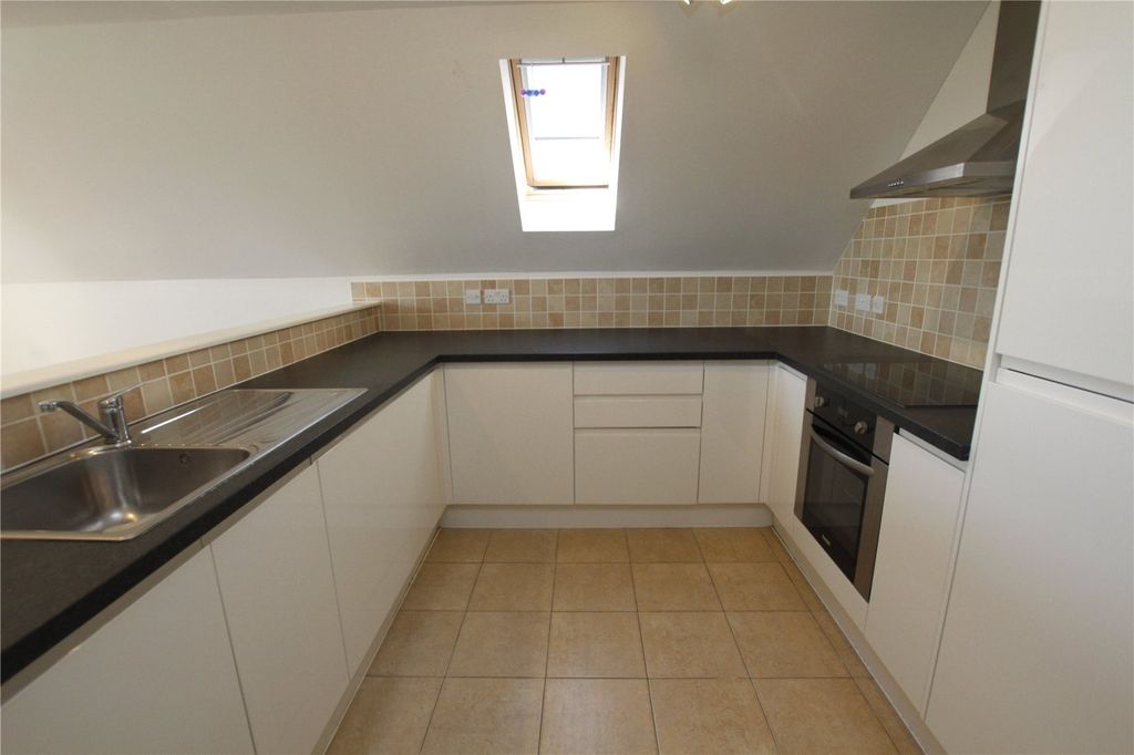 Property photo 3 of 13 Picture No. 13