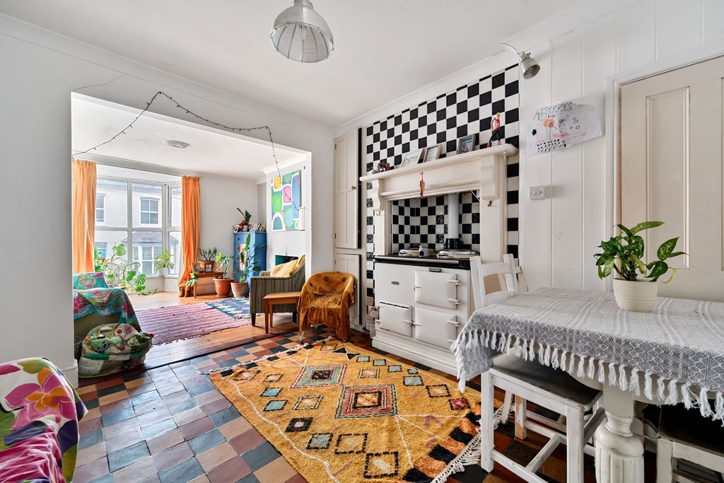 Property photo 3 of 10 Open Plan Lounge Diner