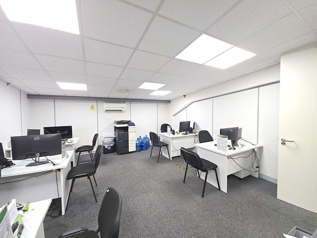 Property photo 1 of 8 Whatsapp Image 2025-09-02 At 17.43.18.Jpeg