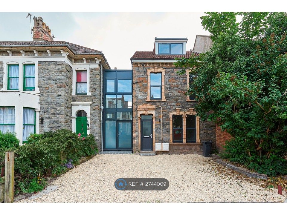 Property photo 1 of 13 Front View