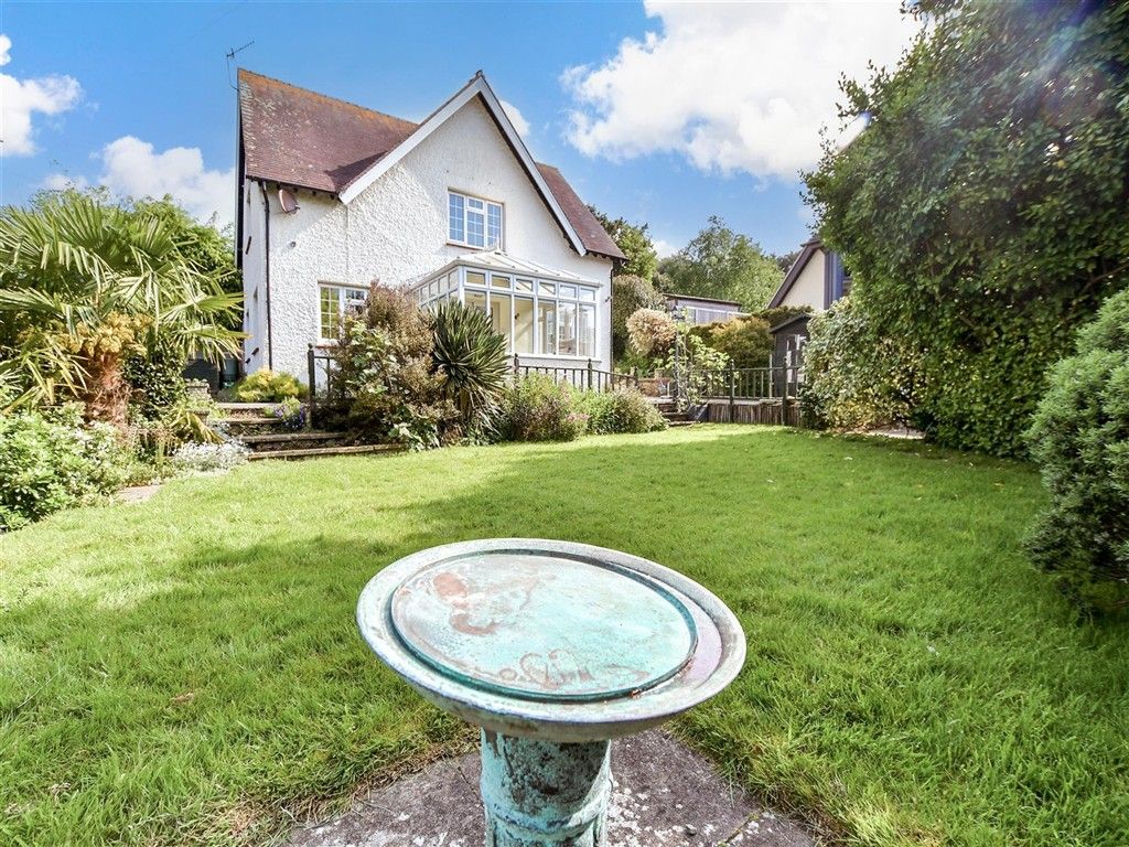 Property photo 1 of 19 External Lifestyle Photograph