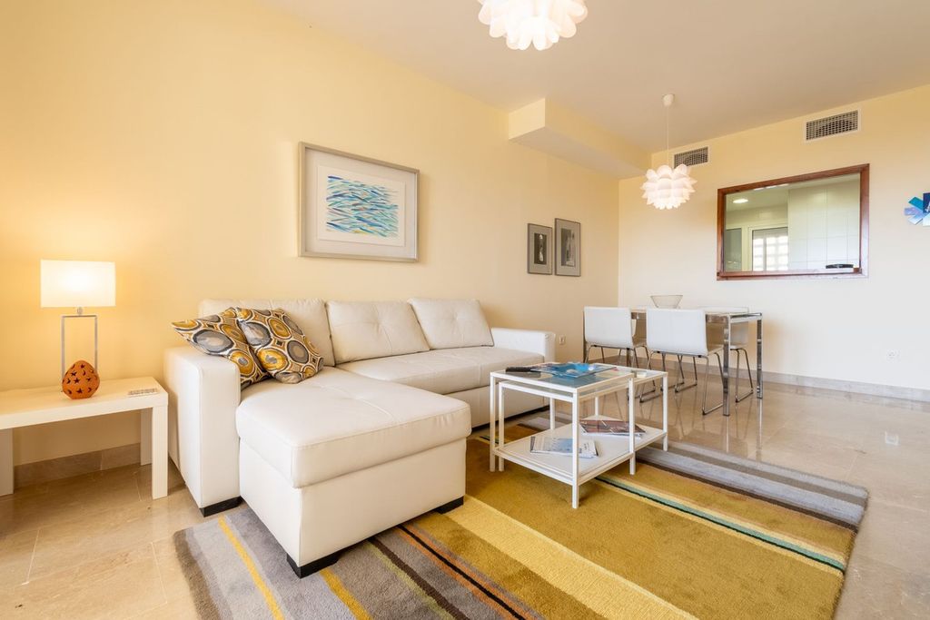 Property photo 3 of 27