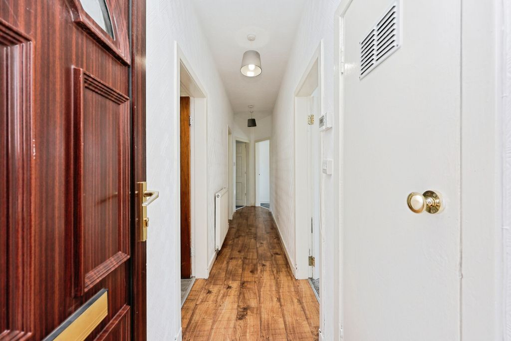 Property photo 3 of 15 Hallway