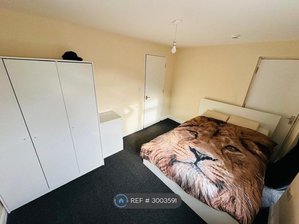 Property photo 2 of 8