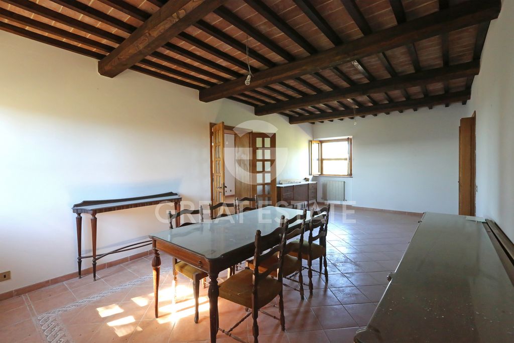 Property photo 2 of 26 Interiors