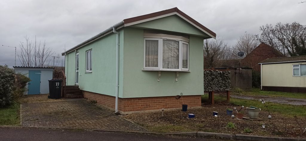 Property photo 1 of 16 Cover