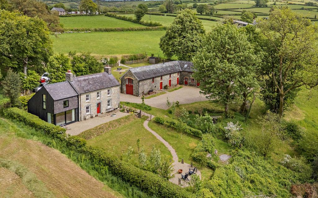 Property photo 2 of 58 Aerial