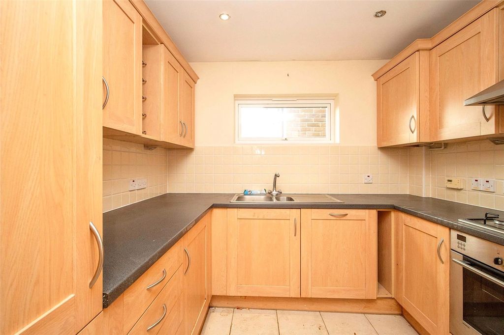 Property photo 2 of 2