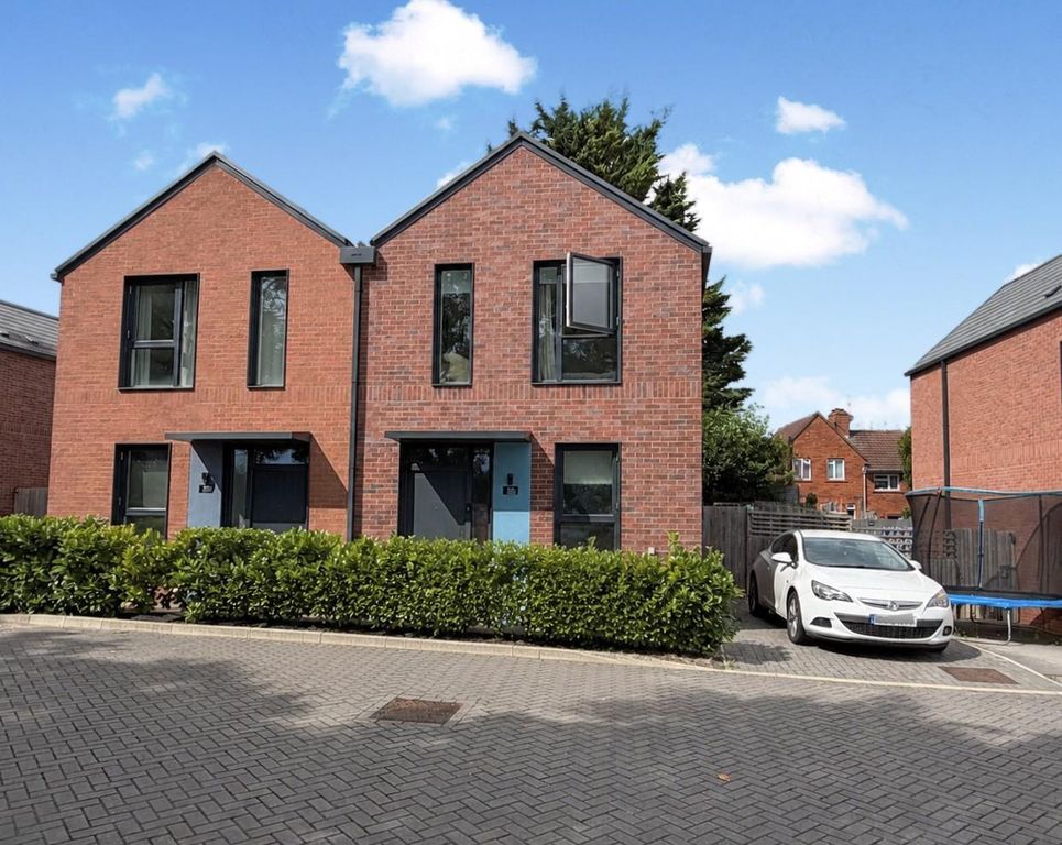 Property photo 1 of 23 Allocated Parking