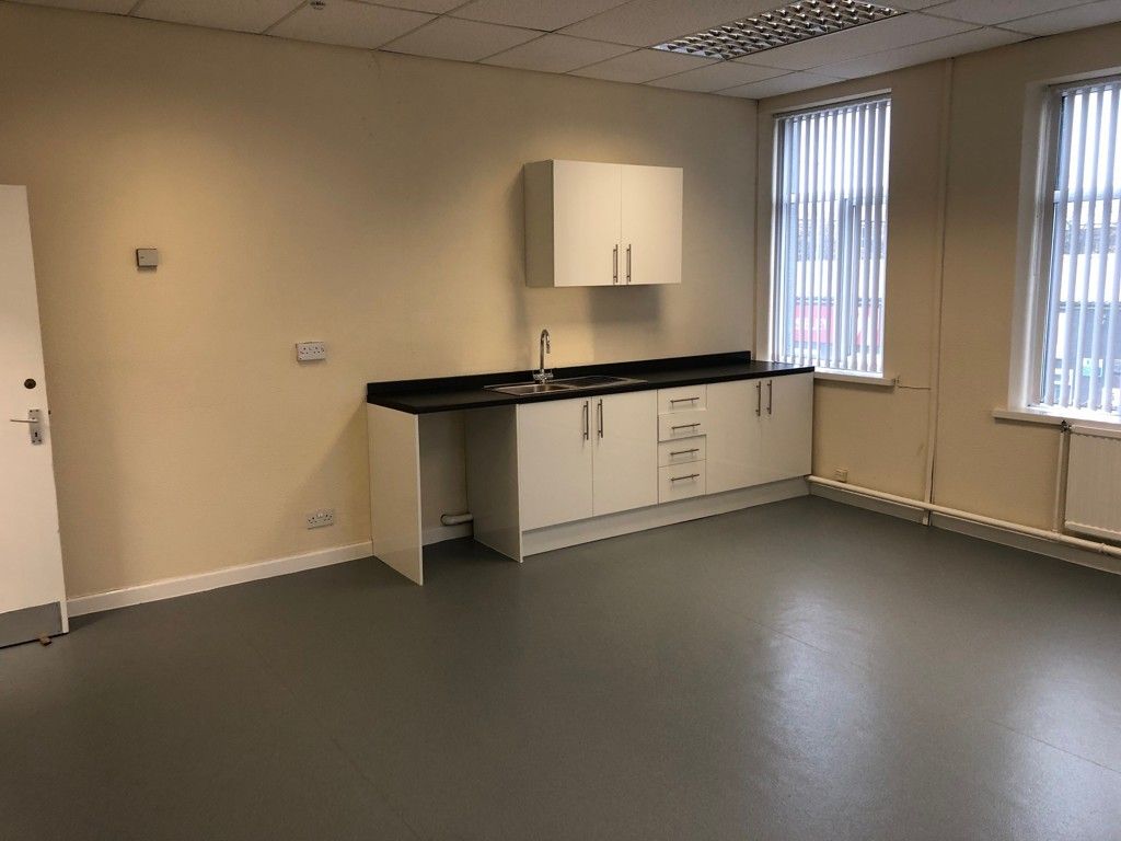 Property photo 3 of 6 3