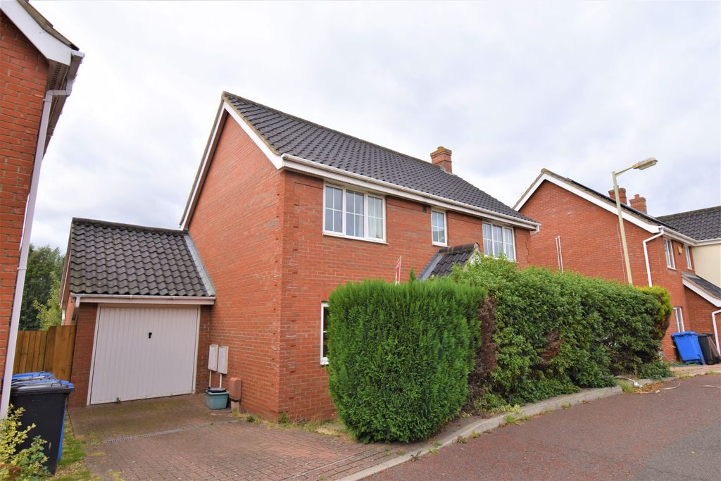 Property photo 1 of 9 F2