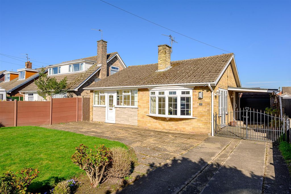 Property photo 1 of 14 External