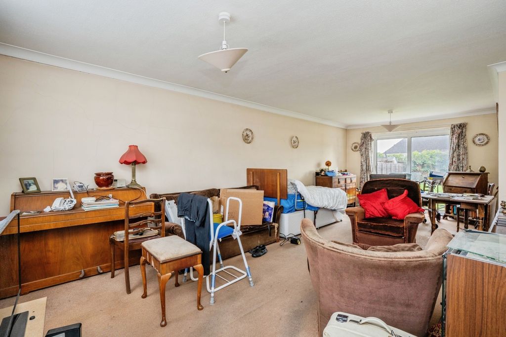 Property photo 2 of 16 Pbox-Img.Jpg