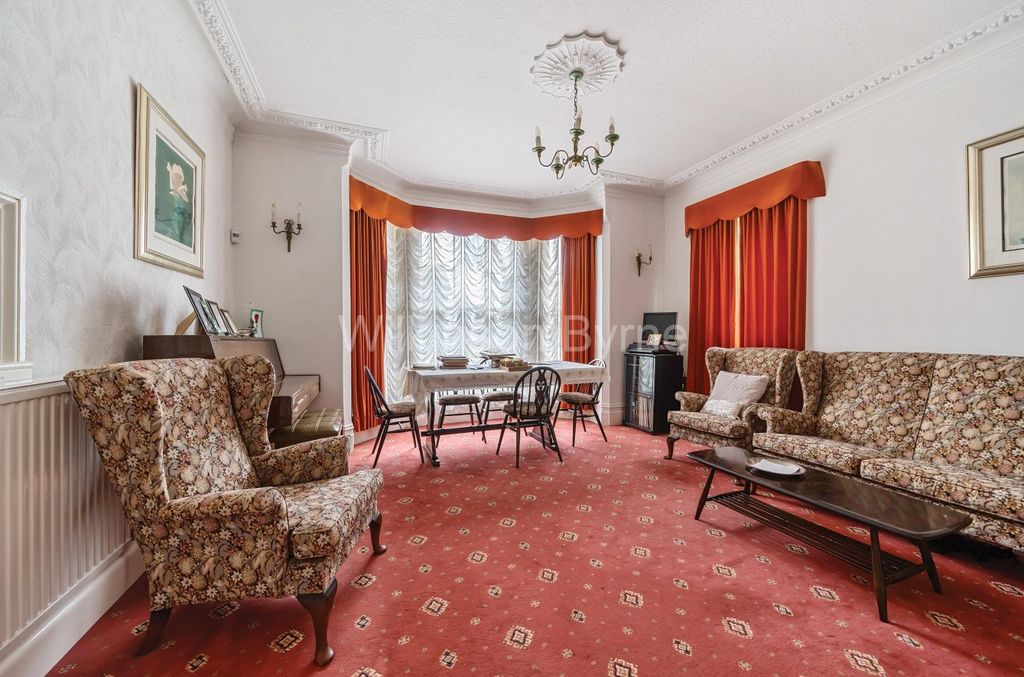 Additional image 4 of 5 bed detached house for saleWellington Road, Enfield EN1