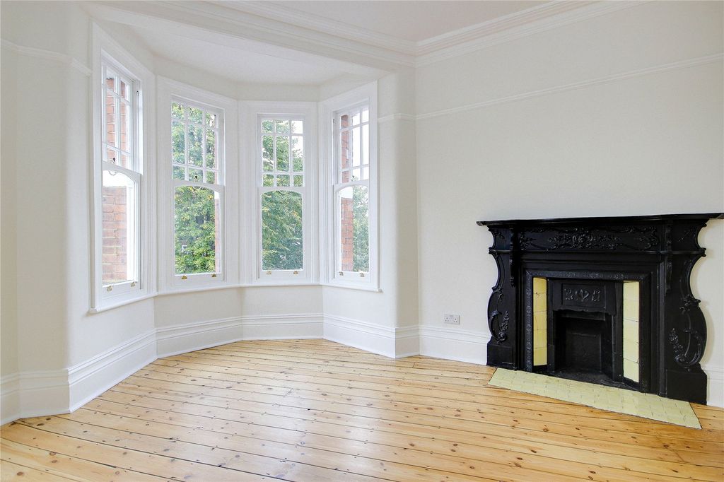 Property photo 2 of 18 Picture No. 07