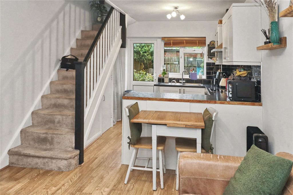 Property photo 3 of 12 Picture No. 18