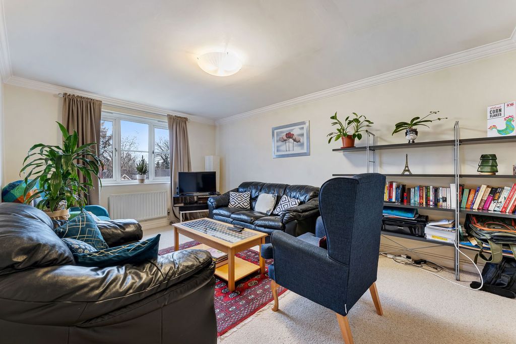 Property photo 3 of 9