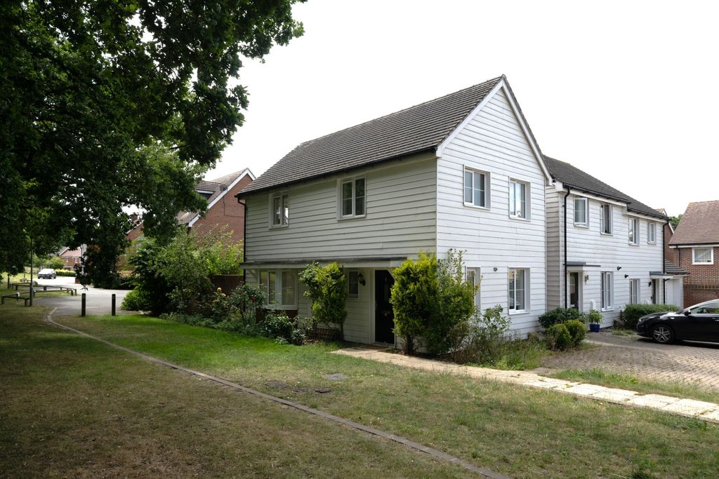 Property photo 1 of 16 Front View