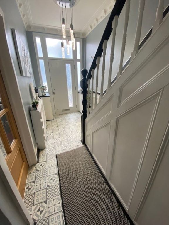 Property photo 2 of 26