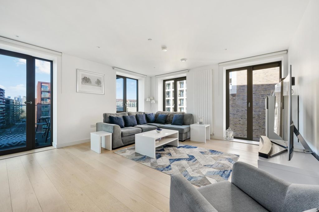 Property photo 2 of 10