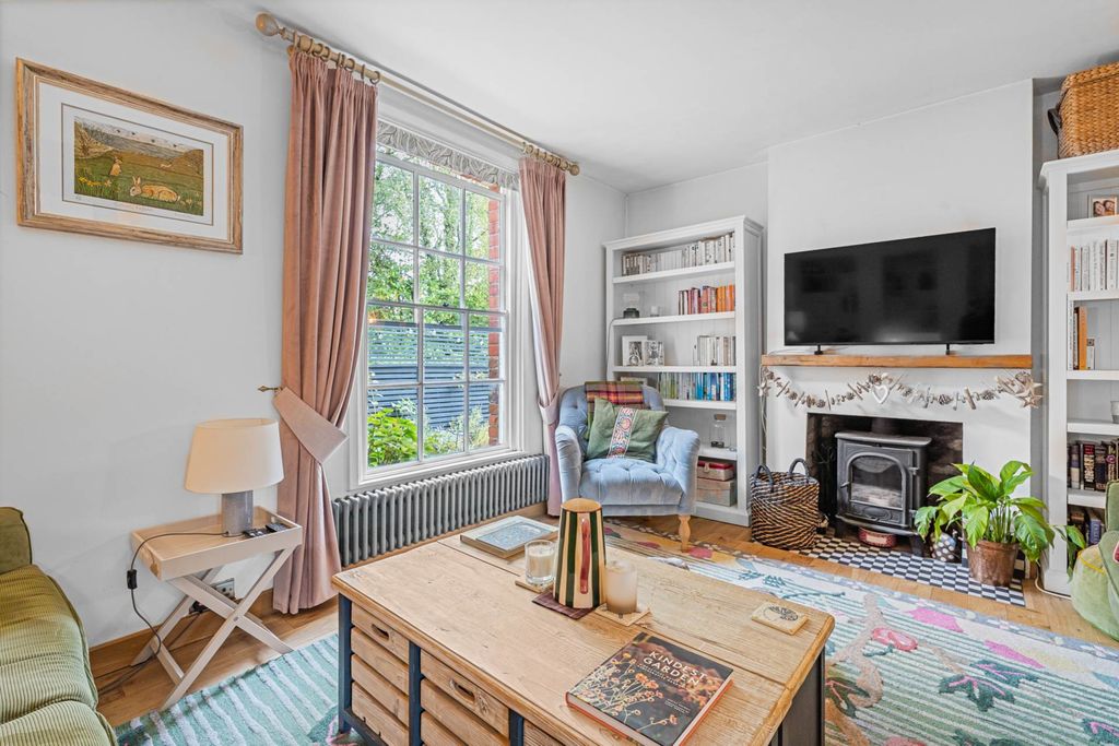 Property photo 3 of 17