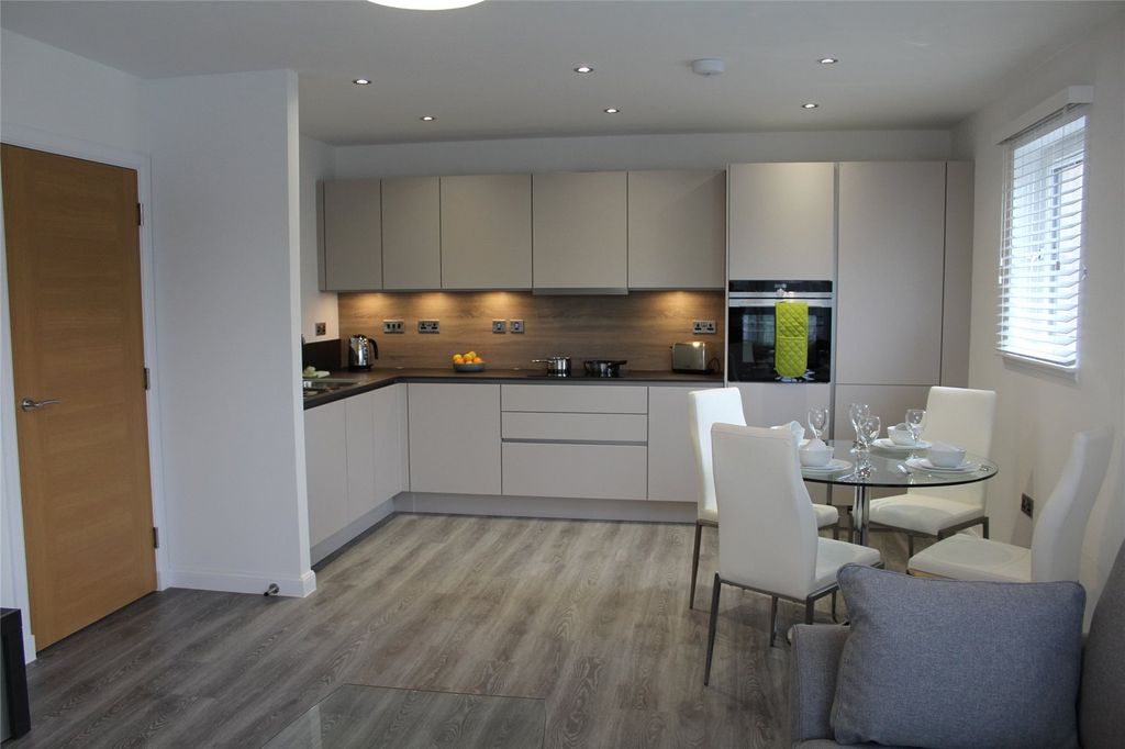 Property photo 3 of 11 Photo 3