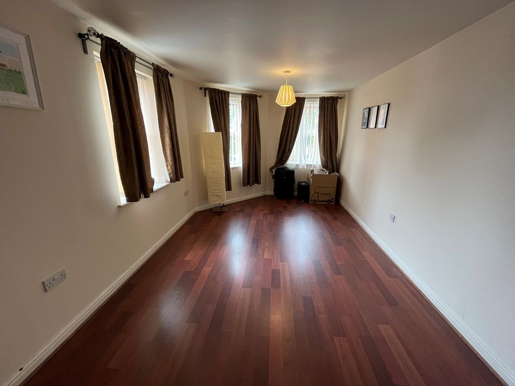 Property photo 3 of 8 Living Room