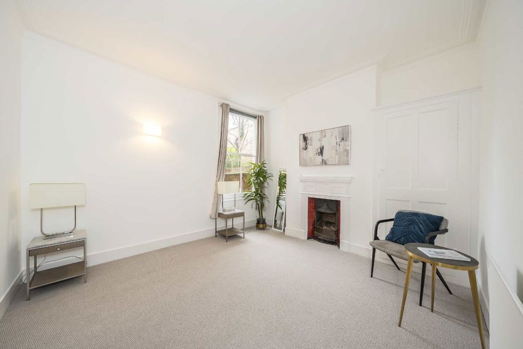 Property photo 3 of 7