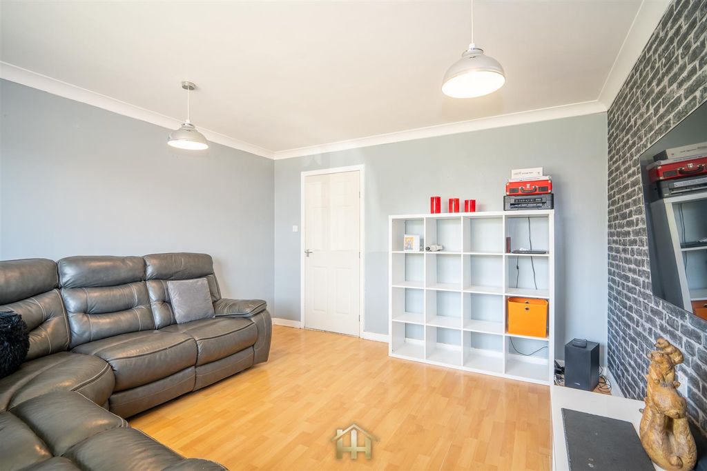 Property photo 2 of 25 20 Rossie Pk Dr Inchure Ph14 9Rt 030625 Edit (10 O