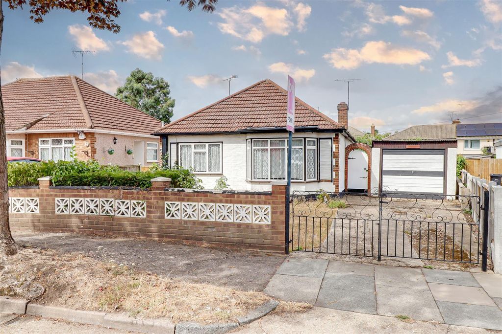 Property photo 1 of 21