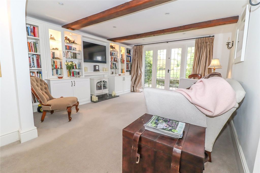 Property photo 3 of 36 Picture No. 04