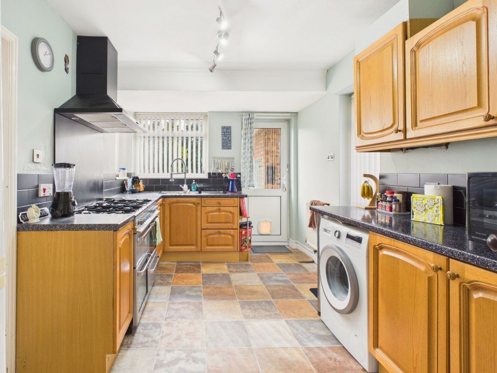 Property photo 3 of 14 5342493
